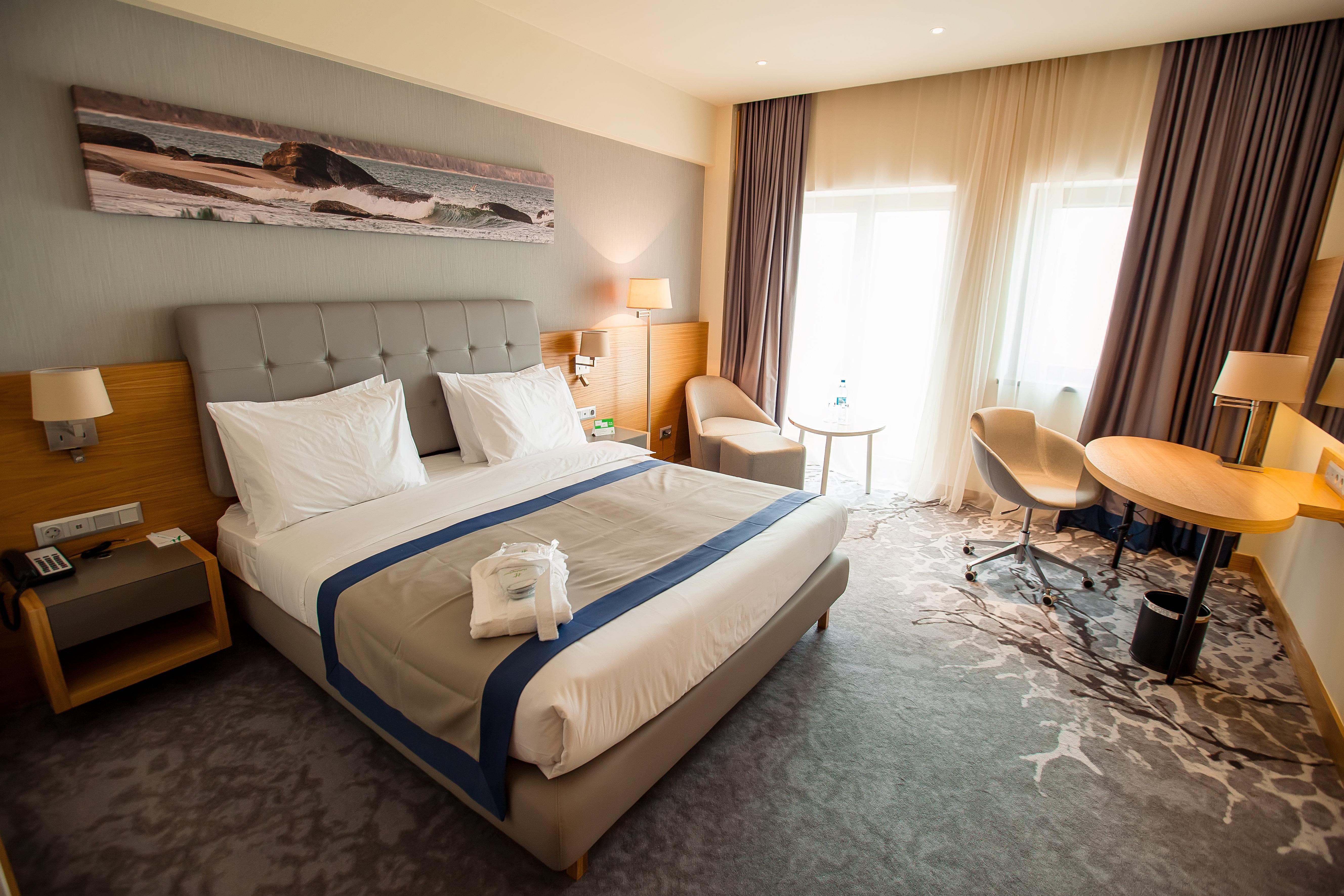 Holiday Inn - Aktau - Seaside By Ihg Екстериор снимка