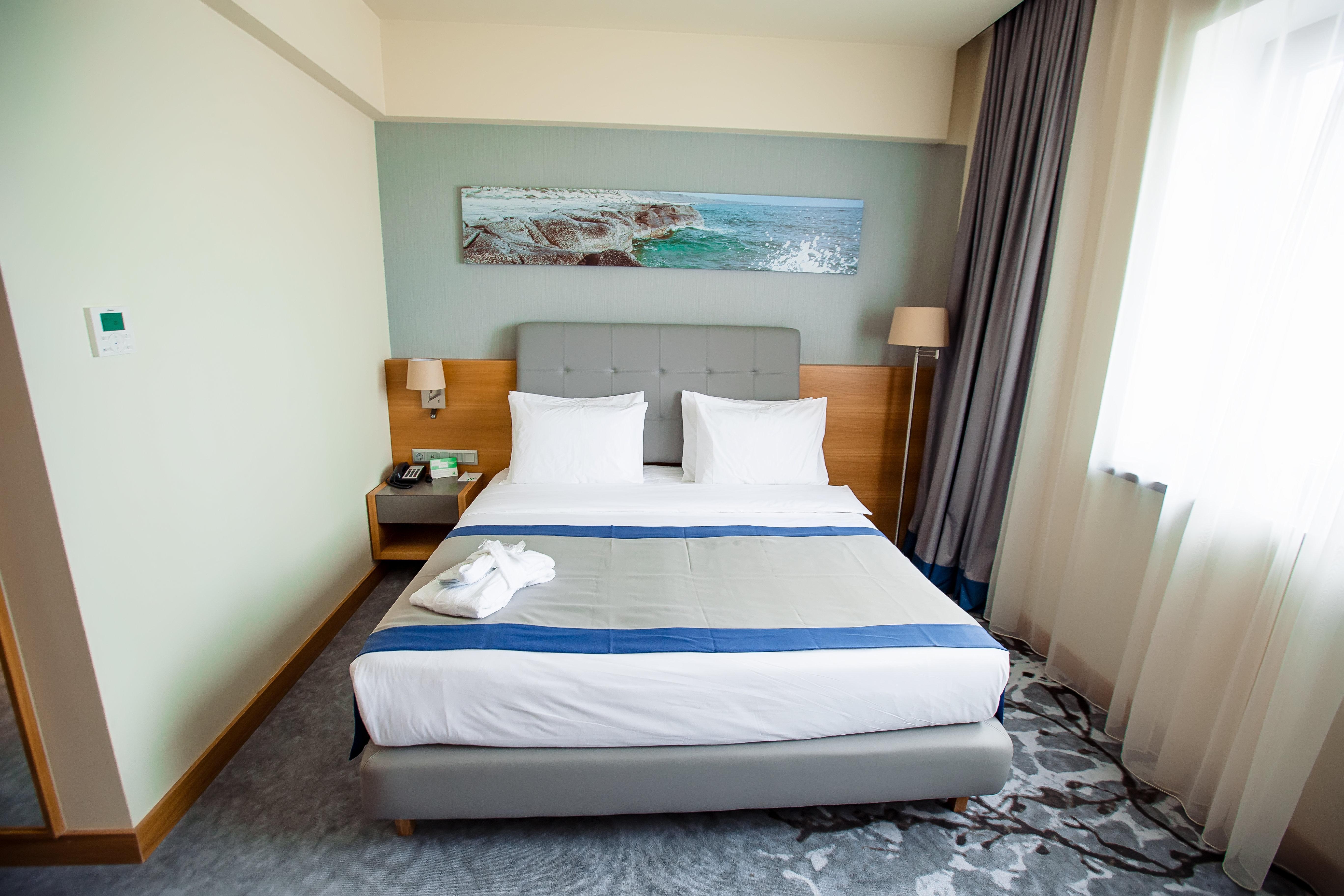 Holiday Inn - Aktau - Seaside By Ihg Екстериор снимка