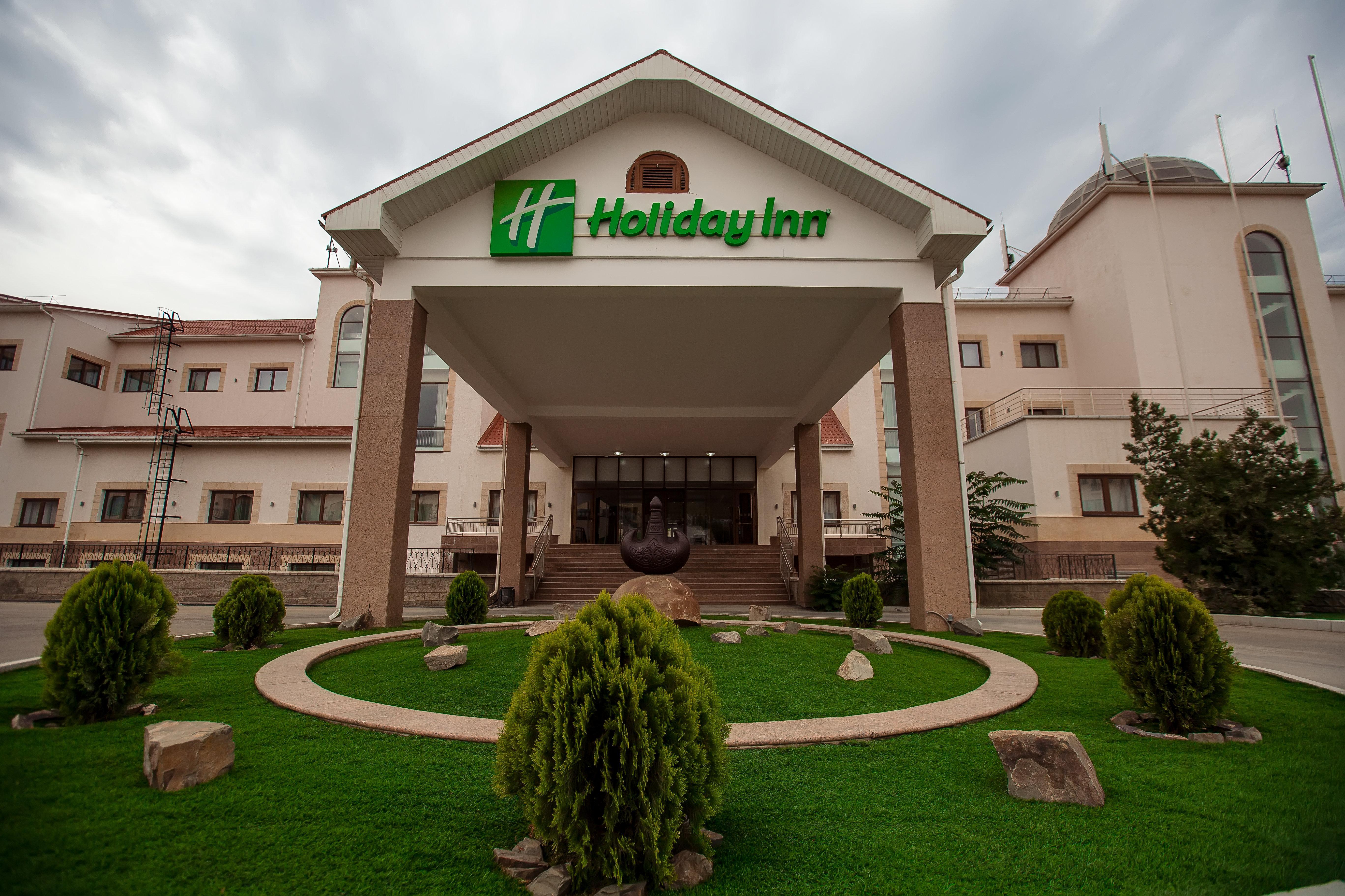 Holiday Inn - Aktau - Seaside By Ihg Екстериор снимка