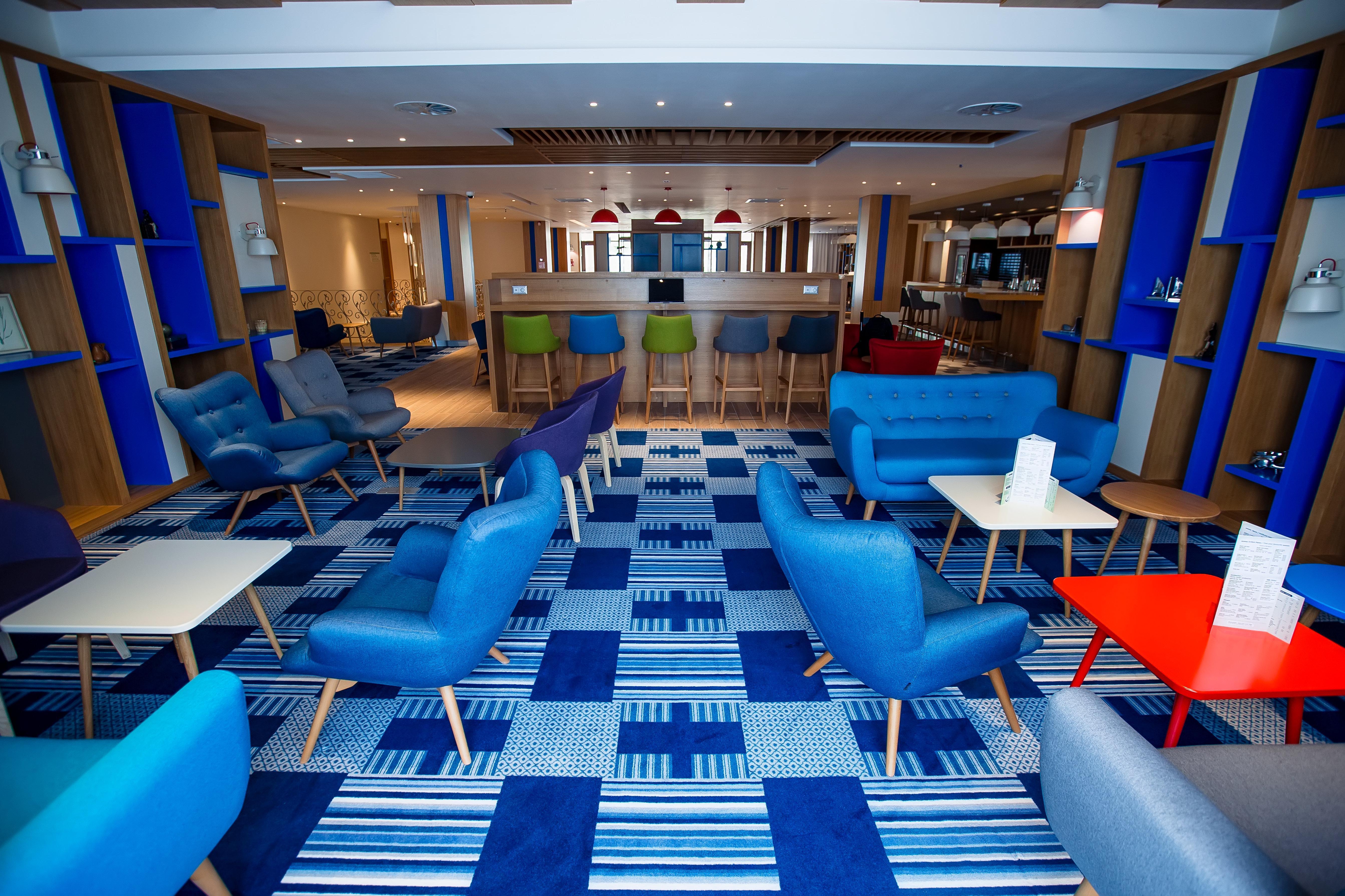 Holiday Inn - Aktau - Seaside By Ihg Екстериор снимка