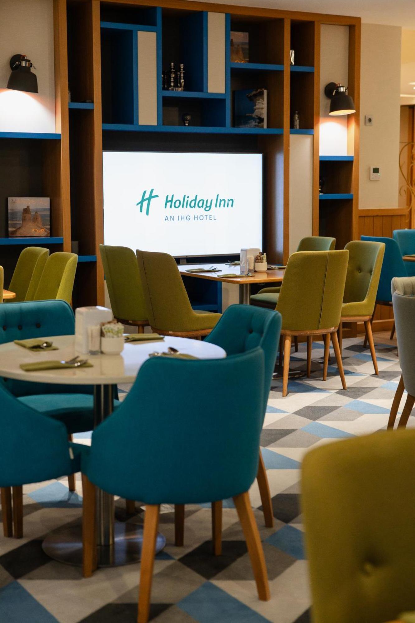 Holiday Inn - Aktau - Seaside By Ihg Екстериор снимка
