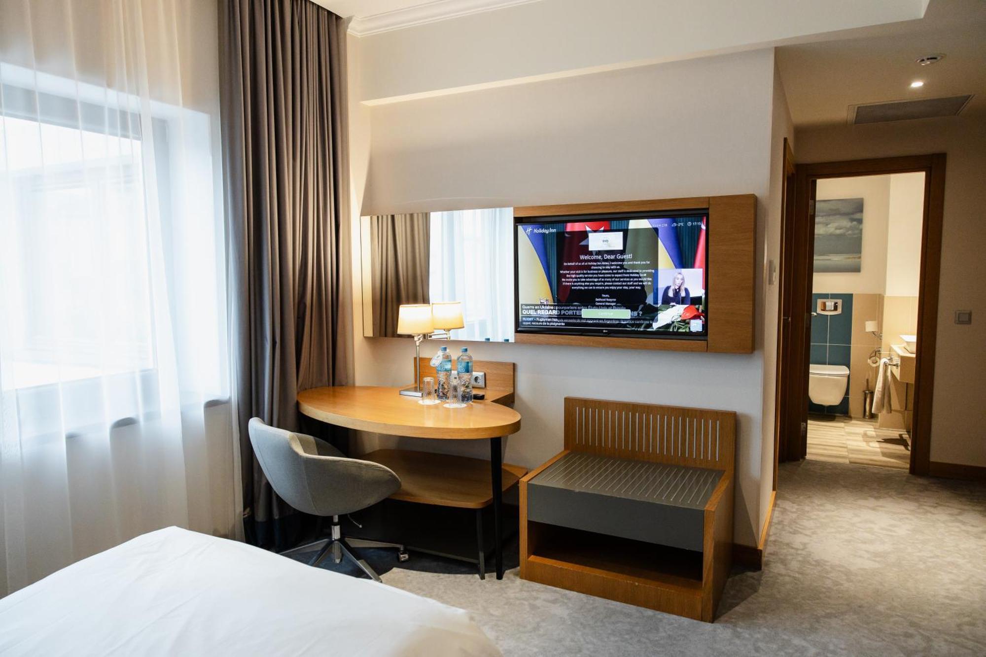 Holiday Inn - Aktau - Seaside By Ihg Екстериор снимка