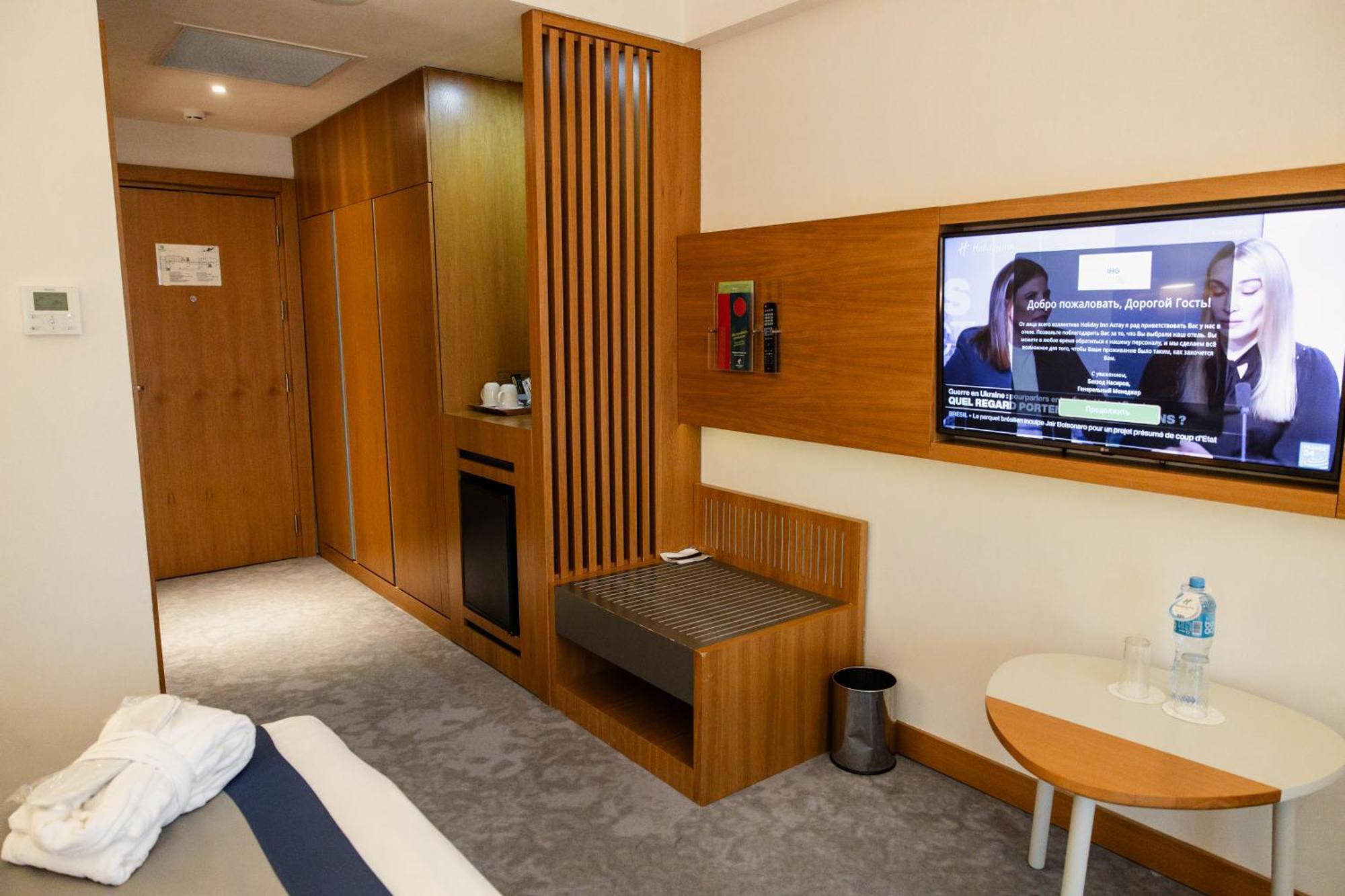 Holiday Inn - Aktau - Seaside By Ihg Екстериор снимка